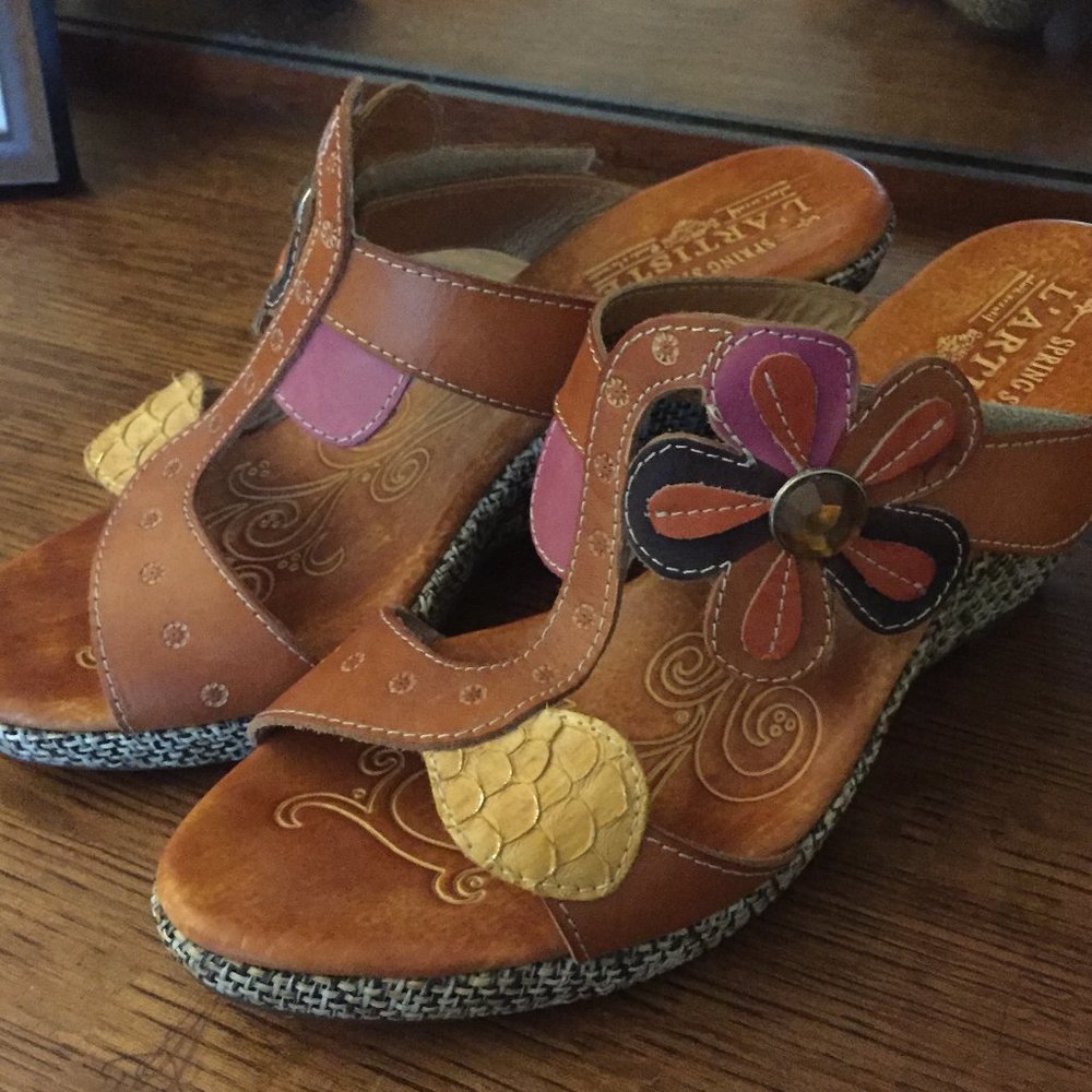 L'Artiste by Spring Step Riviera Wedge Sandals